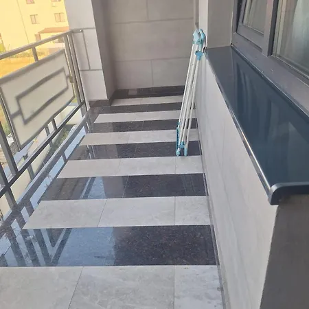 아파트 Spacious 2-bedroom Near Dragonul Rosu 부쿠레슈티